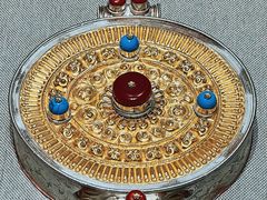 -迪庆藏族自治州博物馆