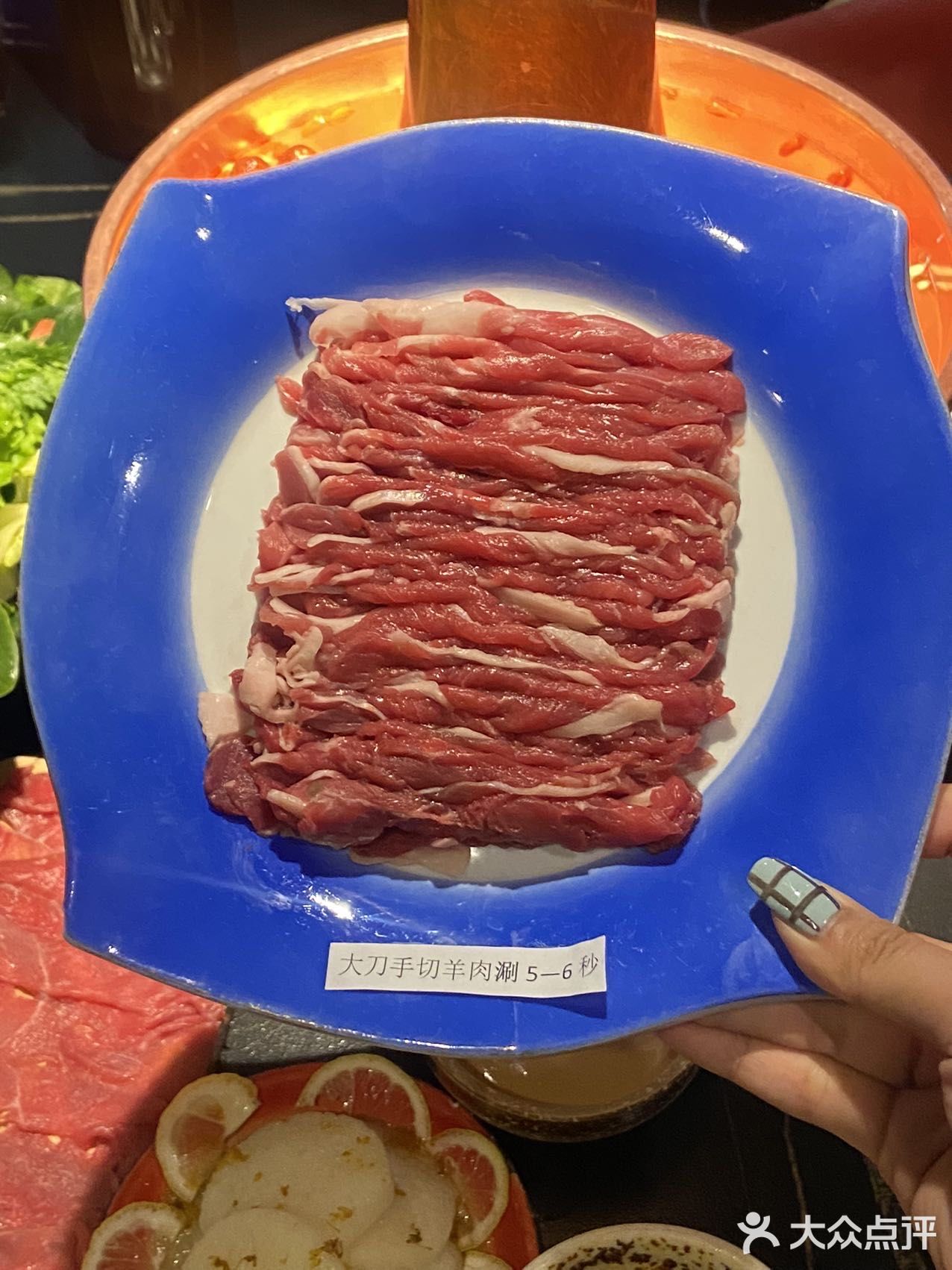 朝阳门坐满人的一家铜锅涮🥩