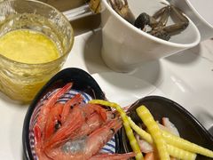 -金马门国际美食百汇(珞喻路店)