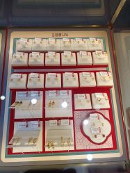 -东方福珠宝( 青岛店)