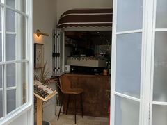 -Line 咖啡(石厦花园店)