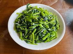 -芦茨金富饭庄·25年老字号·专做稻草鸡