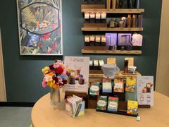 -星巴克臻选(南京金茂览秀城店)