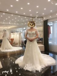 点击看大图 -拉瑞娜LaReine婚纱礼服高级定制
