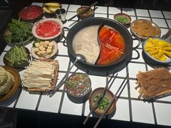 -贰回巷火锅馆(钟楼店)