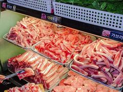 -江南猪肉商会无限续吃(弘大店)