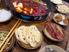 -黄潇洒老火锅(九眼桥宏济巷店)