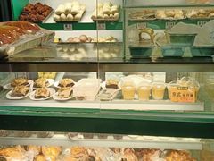 面包甜点陈列柜-南来顺饭庄·清真(南菜园店)