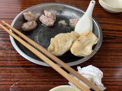 -黄阿姨锅贴大王(万航渡路店)