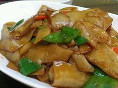 柿子椒土豆片-到家尝北京菜(西坝河店)