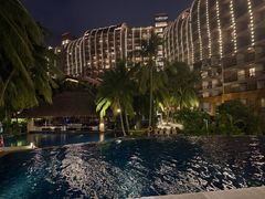 -三亚湾海居铂尔曼度假酒店