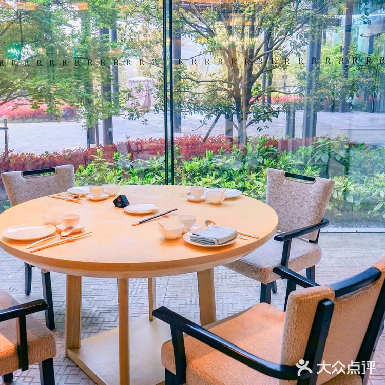春游苏州 | 深藏太湖畔的新晋黑珍珠餐厅,爱了😘