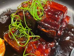 本帮红烧肉配蛋-吉品小鲜Jhouse(陆家嘴中心店)