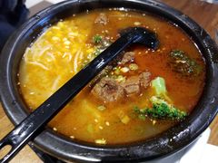 香辣牛肉米线-滇越乘象云南餐厅(次渠店)