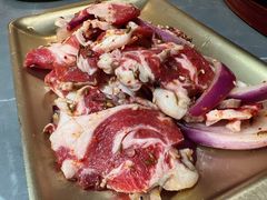 -围炉肉舍•炭烤活鳗•丹东海鲜烤肉(步行街店)