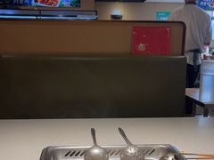 -海底捞火锅(宝龙广场夜宵主题店)