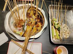 -牛串门串串香(东直门簋街总店)