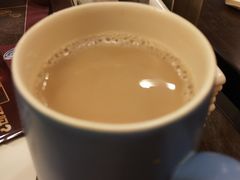乌龙奶茶-康师傅私房牛肉面(马泉营奥莱店)