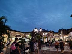 -佛罗伦萨小镇广佛名品奥特莱斯(疏港路店)