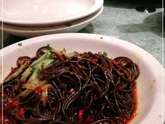 -江渔儿酸菜鱼·拔草餐厅(虎门君乐汇店)