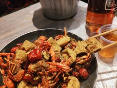 -巴厘龙虾·榜首油焖大虾(音乐学院·沿江酒馆店)