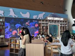 -抱抱地球咖啡馆(国家海洋博物馆店)