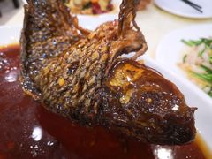 罾蹦鲤鱼-奥华餐厅·老张记(台基厂店)
