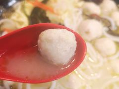 -灵芝妹子海鲜米线(香炉礁山姆店)