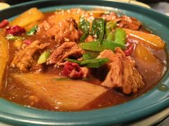 白萝卜牛腩煲-鹿港小镇(远洋未来广场店)