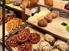-RUXU入续糖水铺与包(卓悦中心店)