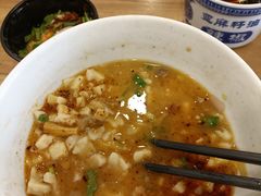 羊肉泡馍-西部马华清真兰州牛肉面·烧烤夜市(关东店)