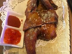 -临界音乐酒馆·小龙虾·江湖菜(华熙LIVE·鱼洞店)