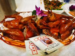 -津津菜馆(绝没分店)