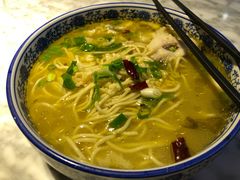 -轻捞慢起面馆(新世界百货店)