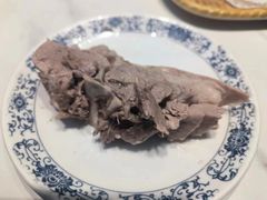 -三江源美食城