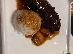 葱烧海参配乌米菌-鲁采LU STYLE(新天地店)