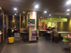 大堂-麦当劳(新华路步步高店)