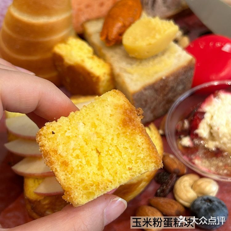 终于在南京吃上了面包拼盘！