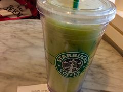 抹茶拿铁-星巴克臻选(广州沙面店)