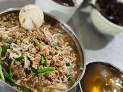 -正宗杨记普洱酸醋米线(总店)
