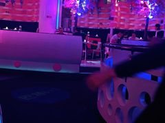 -巴特餐饮6加1音乐餐吧·新疆菜