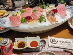 -青瓦餐厅·生鱼片·韩园烤肉(西塔店)