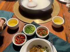 -大良毋米粥 · 粥底火锅(岭南天地店)