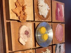 -银米·云南传统过桥米线(双廊黑金冠店)