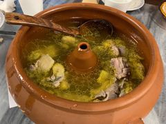 汽锅鸡-蔼若春.传承三十年云南菜(金碧公园店)