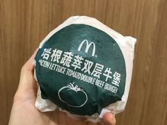 -麦当劳(宝山大厦店)