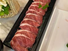 -牛魔王时尚回转餐厅