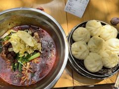 -王菊美食街·王菊面馆(总店)