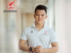 -健龙森俱乐部·游泳·健身·羽毛球综合体育馆