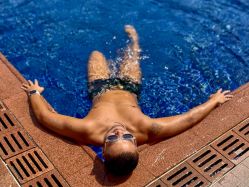 -极昼美黑24H日晒沙龙